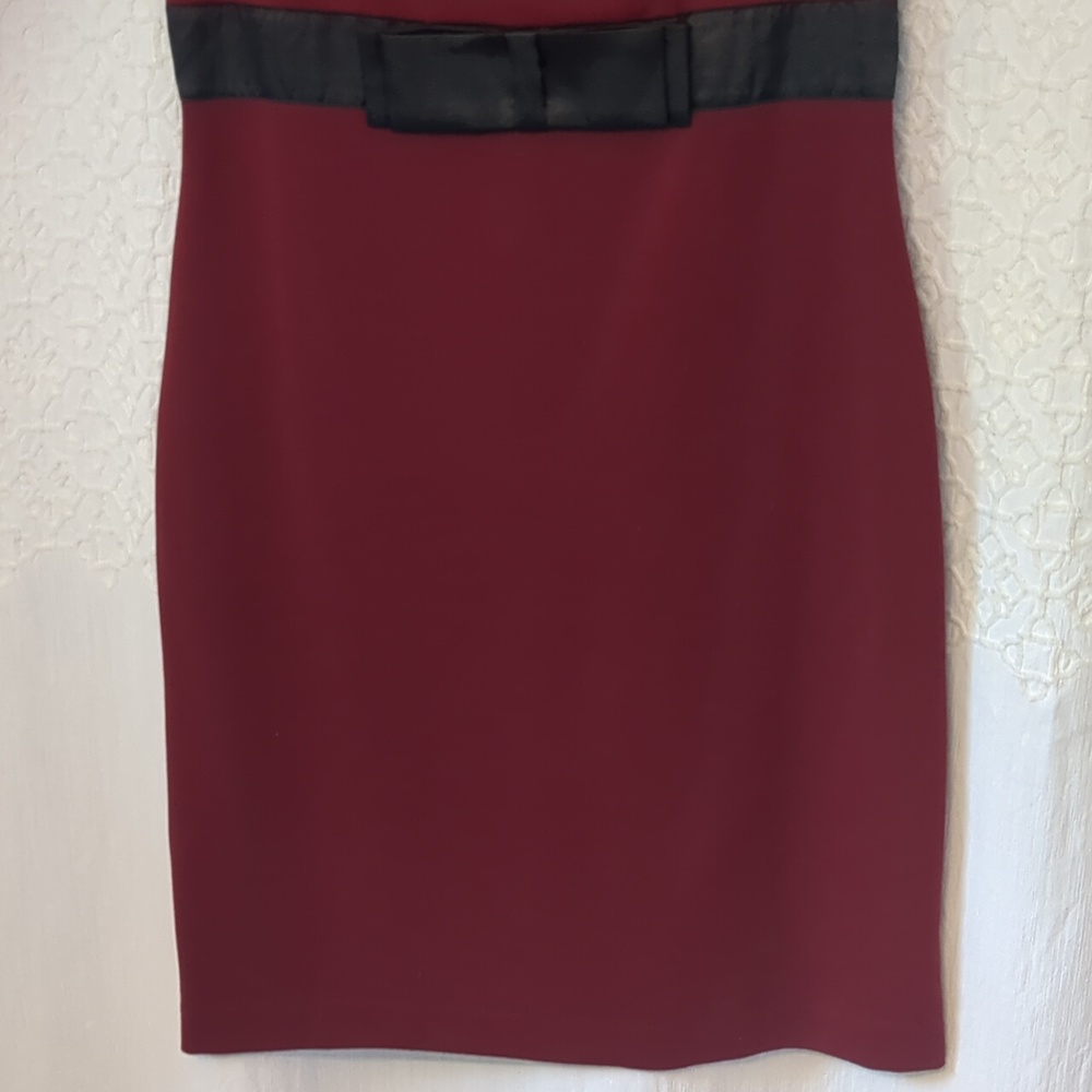 Isaac mizrahi for target burgundy holiday dress - Picture 2 of 6